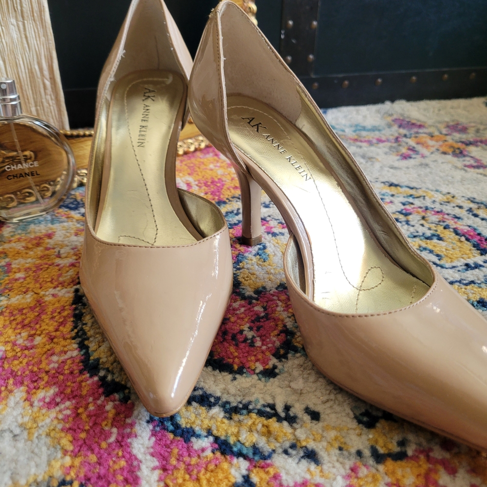 Anne Klein Nude Patent Heels - Picture 13 of 15